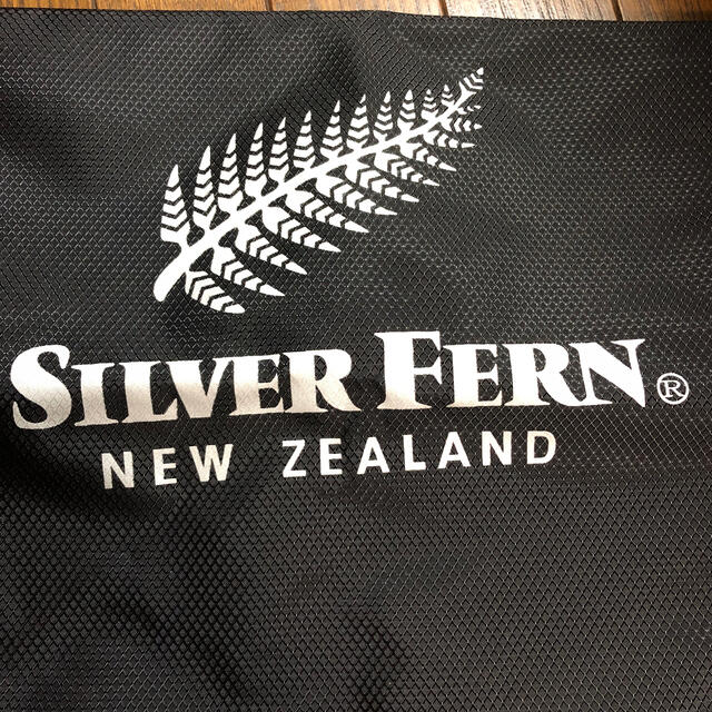 送料込新品未使用品　silver fern NEW ZEALAND メッシュ巾着 スポーツ/アウトドアのスポーツ/アウトドア その他(ラグビー)の商品写真