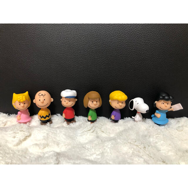 SNOOPY(スヌーピー)のならぶんです。　PEANUTS ライナス エンタメ/ホビーのフィギュア(その他)の商品写真