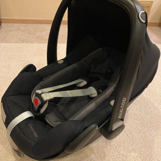 マキシコシ(Maxi-Cosi)のマキシコシ ペブルプラス  ブラックレイベン(自動車用チャイルドシート本体)