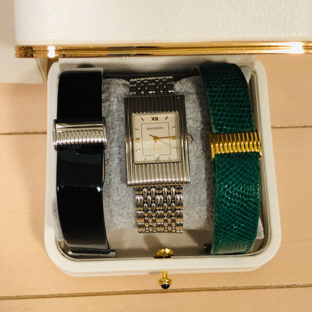BOUCHERON(ブシュロン)の【1/12までの価格です】ブシュロン リフレ M ベルト3本付き レディースのファッション小物(腕時計)の商品写真