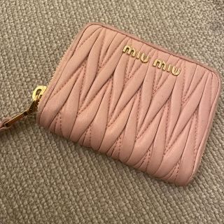 ミュウミュウ(miumiu)のmiumiuコインケース(コインケース)