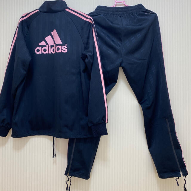 adidas(アディダス)のアディダス ジャージ 上下 セット 紺 ピンク メンズのトップス(ジャージ)の商品写真