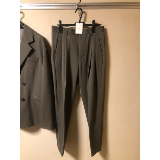 1LDK SELECT(ワンエルディーケーセレクト)のstein TWO TUCK WIDE TROUSER メンズのパンツ(スラックス)の商品写真