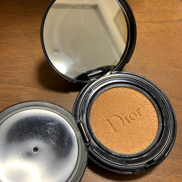 Dior(ディオール)のスキンケフォーエヴァークッション1N(クッションファンデ ) コスメ/美容のベースメイク/化粧品(ファンデーション)の商品写真