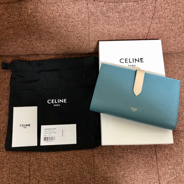 限定値下げ☆CELINE☆ ラージストラップ ウォレット