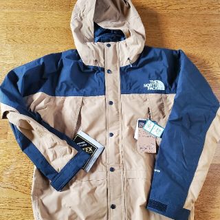 ザノースフェイス(THE NORTH FACE)のマウンテンライトジャケット　L(ナイロンジャケット)