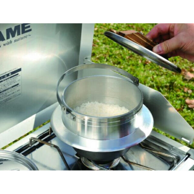 UNIFLAME(ユニフレーム)のUNIFLAME (ユニフレーム) キャンプ羽釜　5合炊き  スポーツ/アウトドアのアウトドア(調理器具)の商品写真