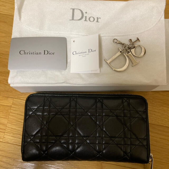 Christian Dior - Christian Dior 長財布 【3/20まで】の通販 by ま's