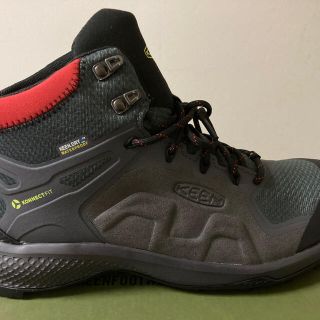 キーン(KEEN)の【KEEN キーン】防水ハイキングシューズ　US8.5 26.5(登山用品)