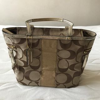 コーチ(COACH)のCOACH♡シグネチャートートバッグ(トートバッグ)