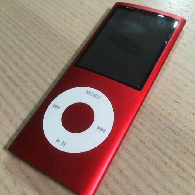 Apple(アップル)のiPod nano 第四世代 Product Red 8GB スマホ/家電/カメラのオーディオ機器(ポータブルプレーヤー)の商品写真