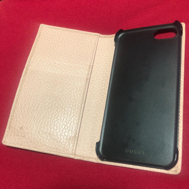 Gucci(グッチ)の【専用】GUCCIグッチのiPhone8/SE 手帳型ケース スマホ/家電/カメラのスマホアクセサリー(iPhoneケース)の商品写真