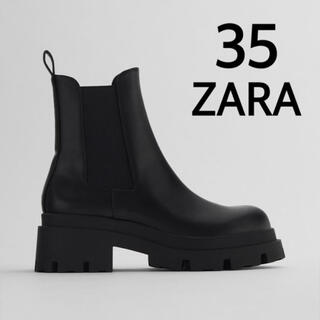 ザラ(ZARA)のZARA トラックソール付きローヒールアンクルブーツ 35(ブーツ)