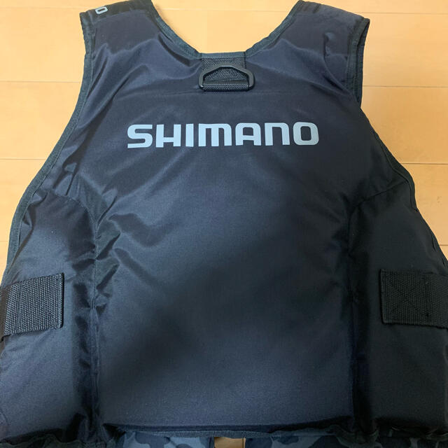 SHIMANO ゲームベスト フローティングベスト ライフジャケットの通販 by かぁ｜シマノならラクマ - シマノ VF-068T 高評価低価