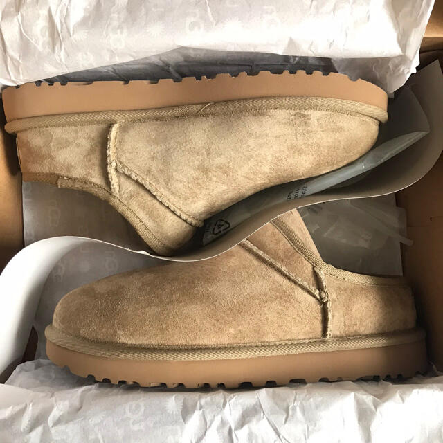 FRAMeWORK フレームワーク UGG CLASSIC SLIPPER 25 FRAMeWORK フレームワーク UGG CLASSIC SLIPPER 25