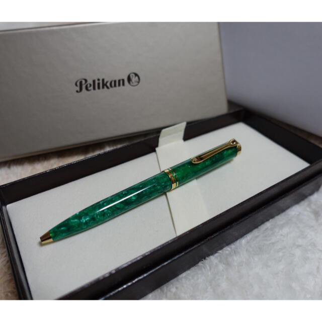 値段設定 ☆新品 未使用 ペリカン ヴァイブラントグリーン ボールペン