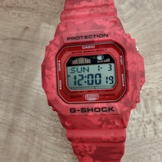 ジーショック(G-SHOCK)のGLX-5600F G-shock　Gライド　タイドグラフ　ムーンデータ　赤(腕時計(デジタル))