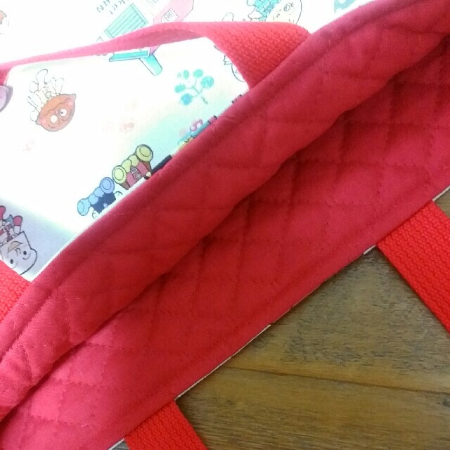 ハンドメイド　アンパンマン　レッスンバッグ　綿麻　赤　赤ドット　入園　 ハンドメイドのキッズ/ベビー(バッグ/レッスンバッグ)の商品写真