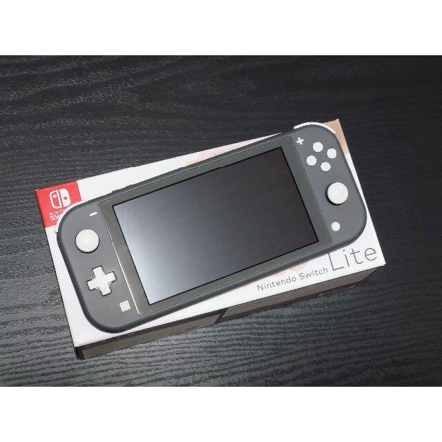 任天堂(ニンテンドウ)のNintendo Switch Lite グレー エンタメ/ホビーのゲームソフト/ゲーム機本体(携帯用ゲーム機本体)の商品写真