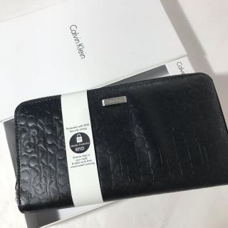 カルバンクライン(Calvin Klein)の直営店購入 現品特価‼️新品カルバンクライン 高級牛革20680円ラウンド財布(長財布)