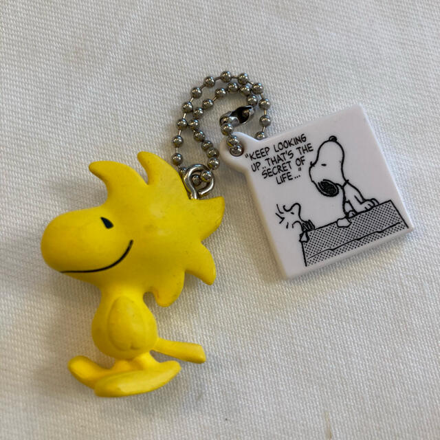 SNOOPY(スヌーピー)のSnoopyキーホルダー3点セットウッドストック・スヌーピーハウス・スヌーピー エンタメ/ホビーのアニメグッズ(キーホルダー)の商品写真