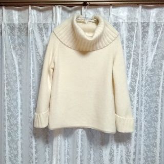 ノーブル(Noble)のリボン様専用☆　ノーブル　カシミヤ100%　オフショルダー風ニット 注意あり(ニット/セーター)