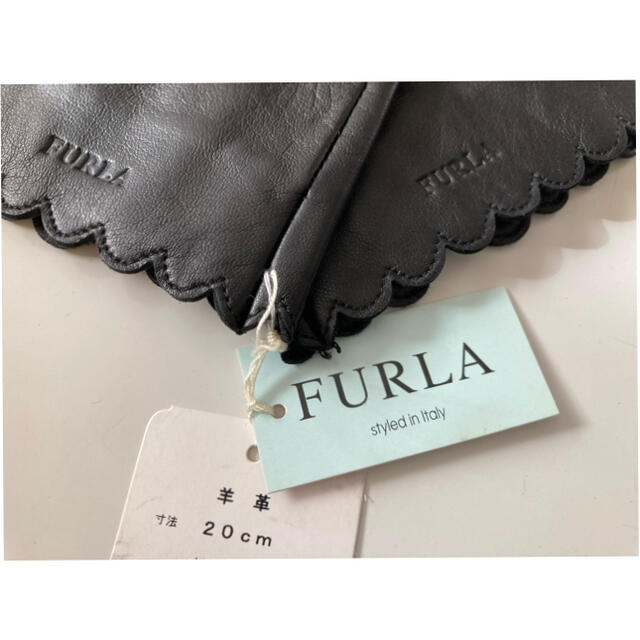 Furla(フルラ)の新品未使用！　FURLA 羊革　手袋　グローブ　黒　ブラック レディースのファッション小物(手袋)の商品写真