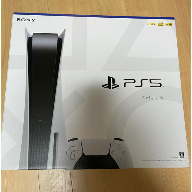 SONY(ソニー)のプレステ5 PS5 PlayStation5 本体 CFI-1000A01 エンタメ/ホビーのゲームソフト/ゲーム機本体(家庭用ゲーム機本体)の商品写真