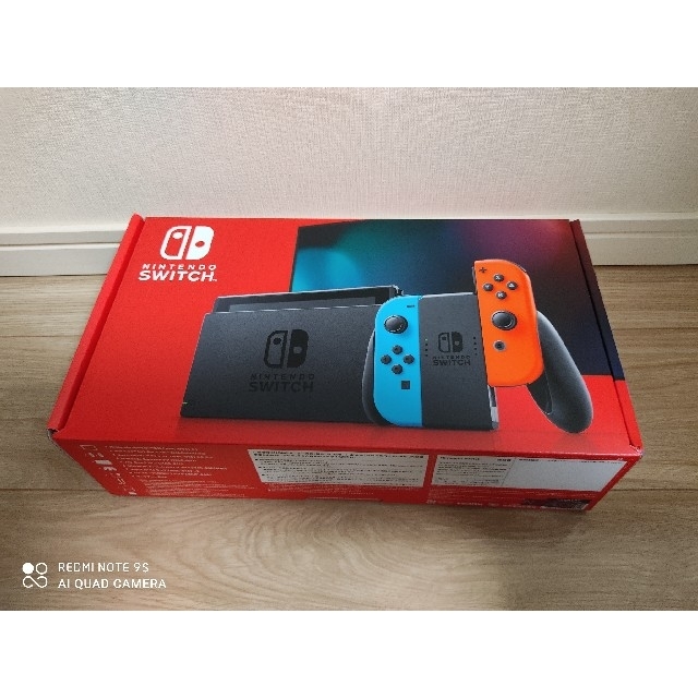 当日発送　ニンテンドースイッチ　本体　ネオンレッド　ネオンブルー　switch