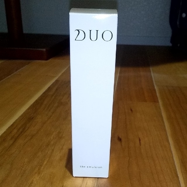 (新品・未開封)DUO ザ エマルジョン 美容乳液 60ml コスメ/美容のスキンケア/基礎化粧品(乳液/ミルク)の商品写真