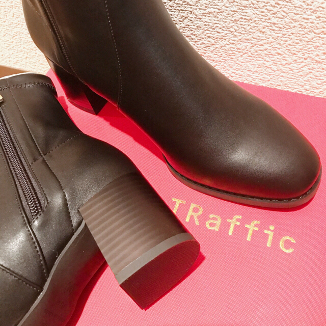 ORiental TRaffic(オリエンタルトラフィック)のオリエンタルトラフィック　チャンキーヒールミドルブーツ　新品 レディースの靴/シューズ(ブーツ)の商品写真