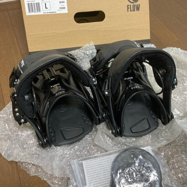 FLOWのビンディング Lサイズ バインディング スノボー www