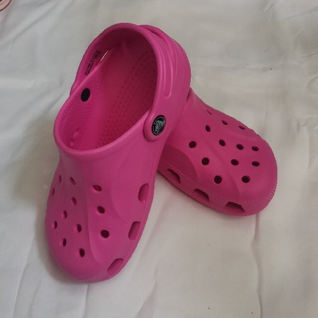 crocs(クロックス)のクロックス 20cm 新品 レディースの靴/シューズ(サンダル)の商品写真