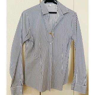 スーツカンパニー(THE SUIT COMPANY)の超美品　クリーニング済　ザ　スーツカンパニー　レディースシャツ(シャツ/ブラウス(長袖/七分))