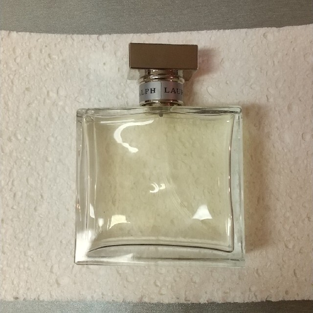 Ralph Lauren(ラルフローレン)のRALPH LAURENラルフローレンROMANCE  100ml　残8割 コスメ/美容の香水(香水(女性用))の商品写真