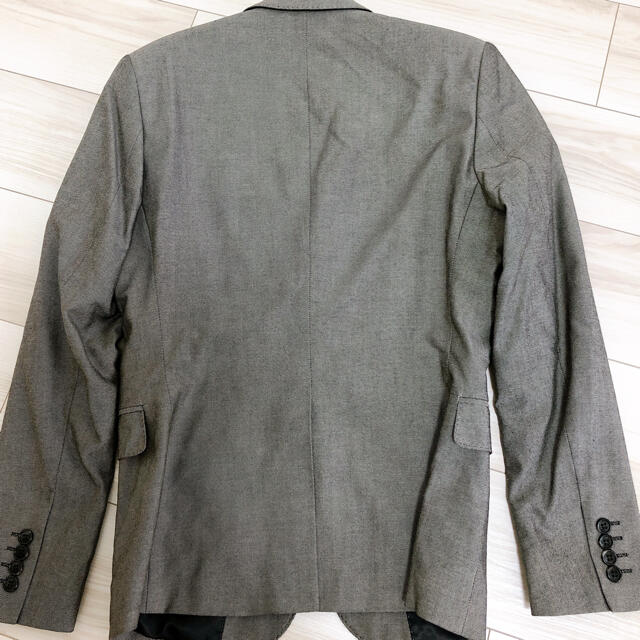 H&M(エイチアンドエム)のテーラードジャケット H&M サイズ44 メンズのジャケット/アウター(テーラードジャケット)の商品写真