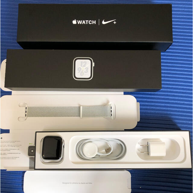 限定Sale! Apple Watch 4 Nike 44mm シルバーアルミニウムケース