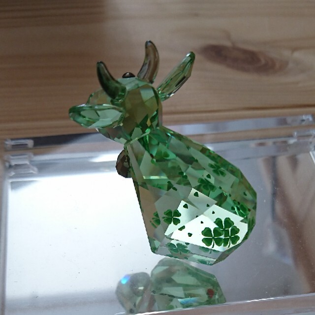スワロフスキー 牛 Lucky Mo | agro-vet.hr