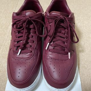 ナイキ(NIKE)の中古 ナイキエアフォース1 Nike Air Force 1 紫/白 26.5(スニーカー)