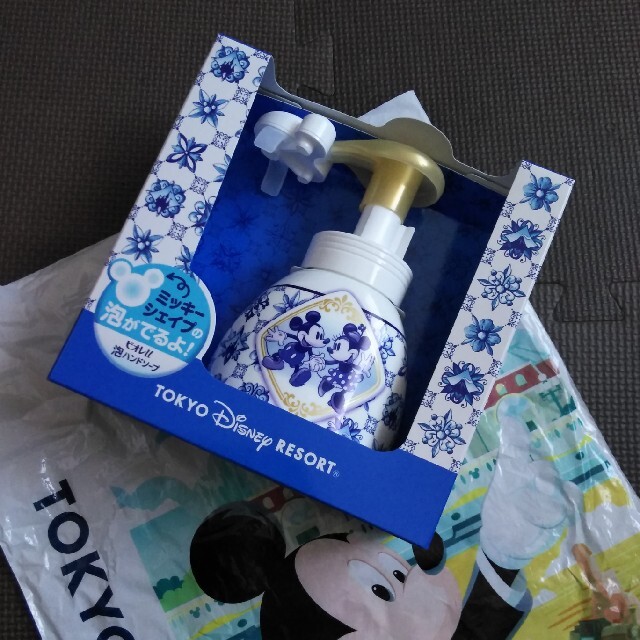Disney(ディズニー)のDisney泡ハンドソープ(ビオレ) コスメ/美容のボディケア(ボディソープ/石鹸)の商品写真