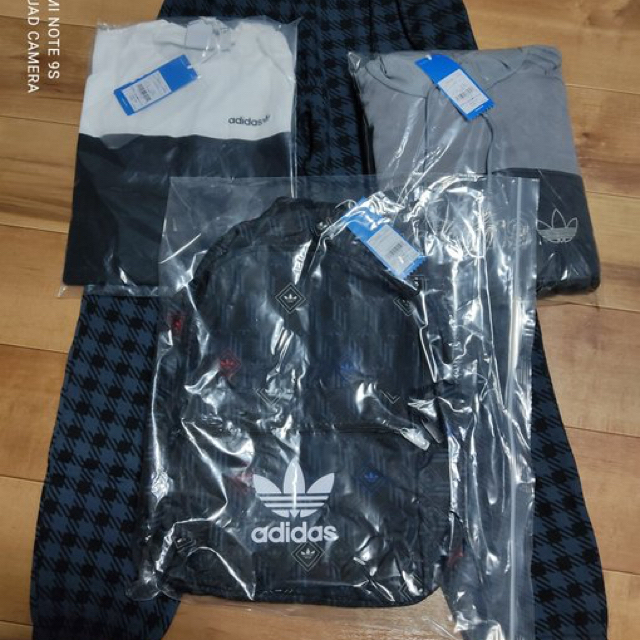 WEB限定カラー有 2021年adidas originals福袋 Mサイズ 新品未開封