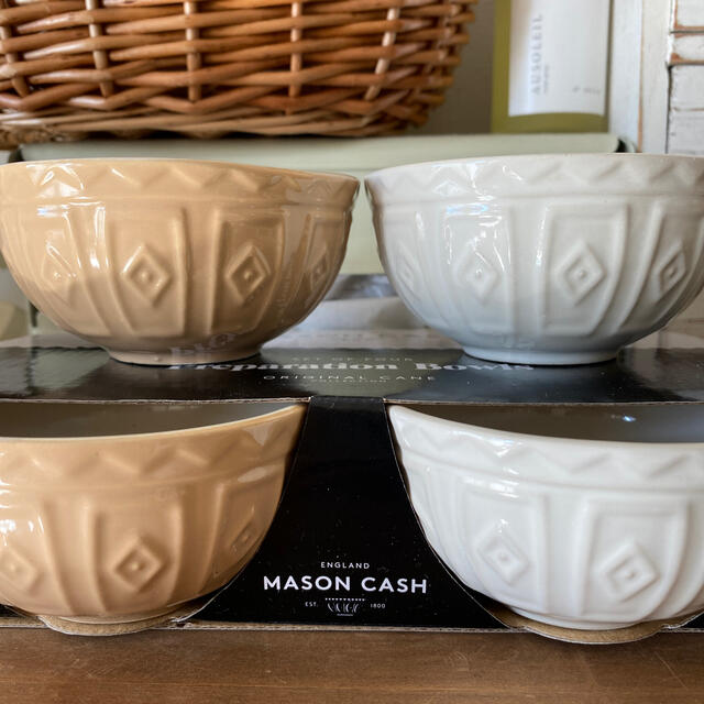 MASON CASH メイソンキャッシュ フードプレパレーションボウル4個セット インテリア/住まい/日用品のキッチン/食器(調理道具/製菓道具)の商品写真