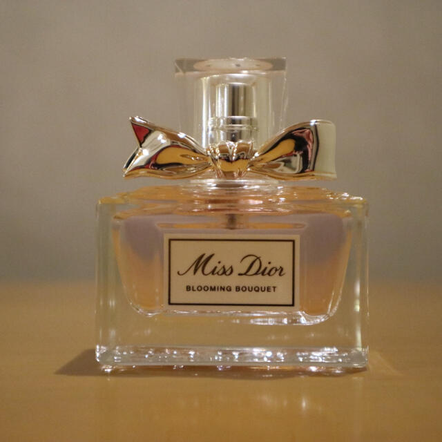 Dior(ディオール)の<新品> DIOR ブルーミングブーケ コスメ/美容の香水(香水(女性用))の商品写真