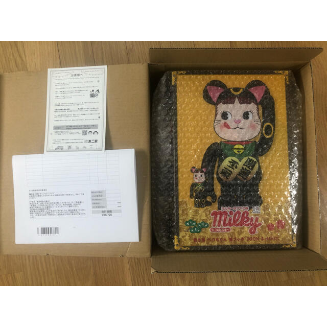 BE@RBRICK 招き猫 ペコちゃん 黒メッキ 100% & 400% 不二家