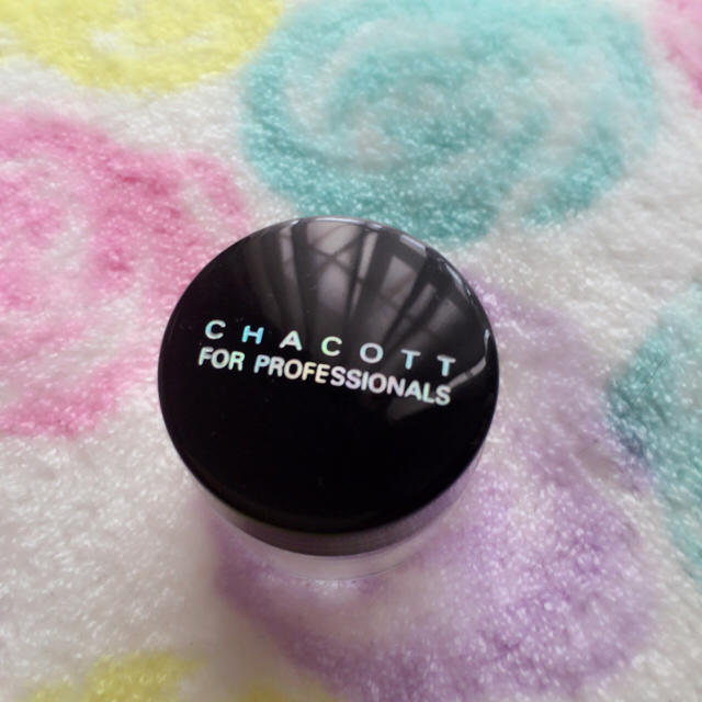 CHACOTT(チャコット)のチャコット♡パウダーアイシャドウ コスメ/美容のベースメイク/化粧品(アイシャドウ)の商品写真