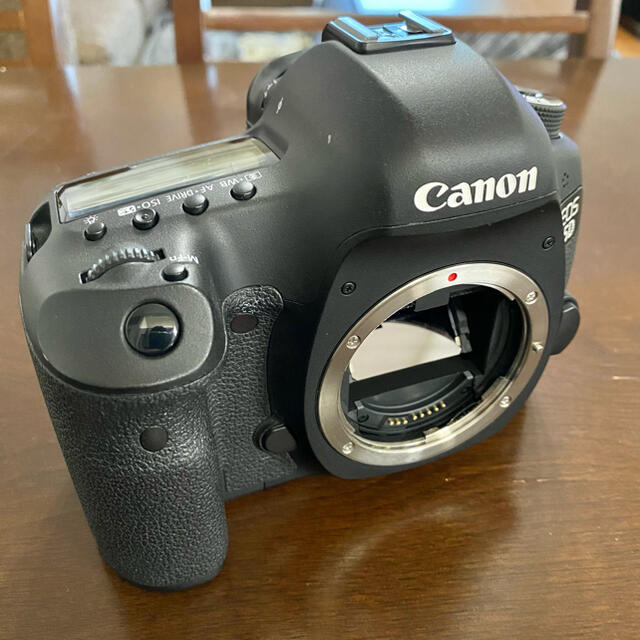 美品】Canon EOS 5D mark Ⅲ ボディおまけ付き 専門ショップ 50%割引 