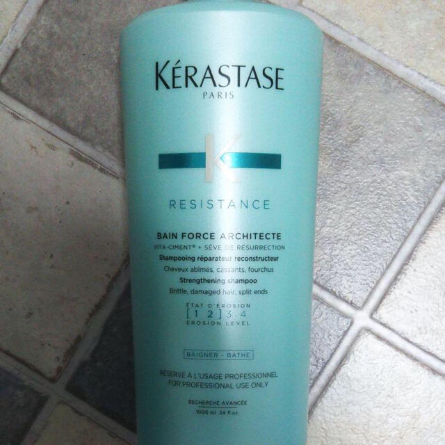 KERASTASE(ケラスターゼ)のケラスターゼ レジスタンス RE  1000ml コスメ/美容のヘアケア/スタイリング(シャンプー)の商品写真