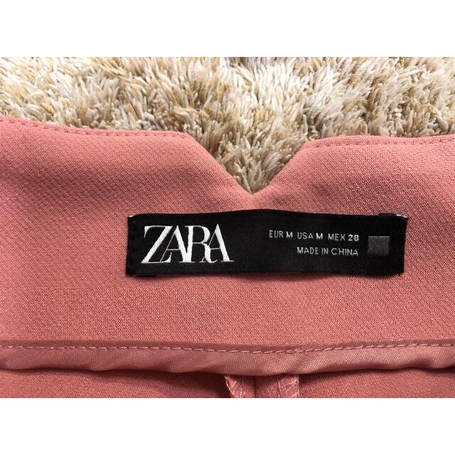 ZARA(ザラ)のZARA＊ハイウエストパンツ レディースのパンツ(クロップドパンツ)の商品写真