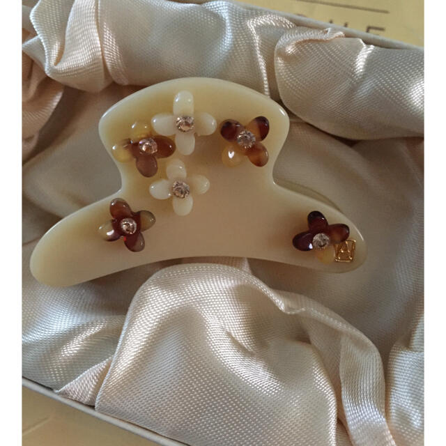 専用です。アレクサンドル ドゥ パリ フルーレット クリップ