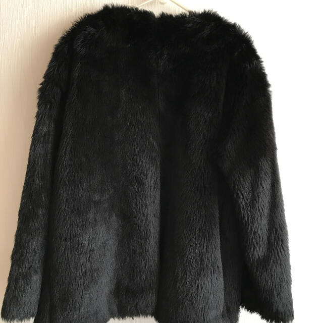 ファーコート・ブラック レディースのジャケット/アウター(毛皮/ファーコート)の商品写真